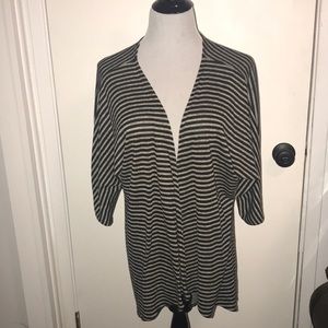 LuLaRoe Small Black & Grey